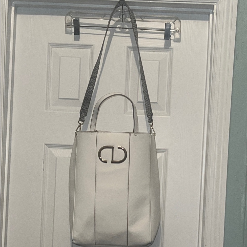 Gianni Bini White and Gray Tote Bag